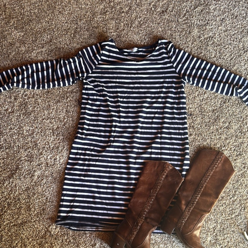 Crown & Ivy Navy and White Striped Long Sleeve Dress
